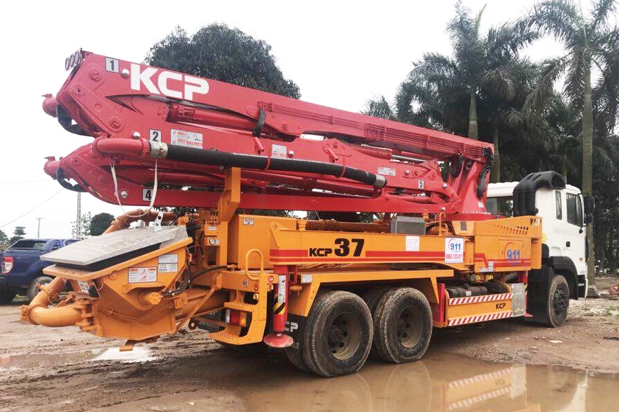 Bơm cần KCP 37M 5 đốt - KCP37ZX5170 xe cơ sở Hyundai HD370
