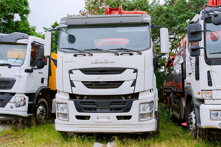Bơm cần KCP 42M 4 đốt - KCP42RX170 xe cơ sở Hyundai HD260