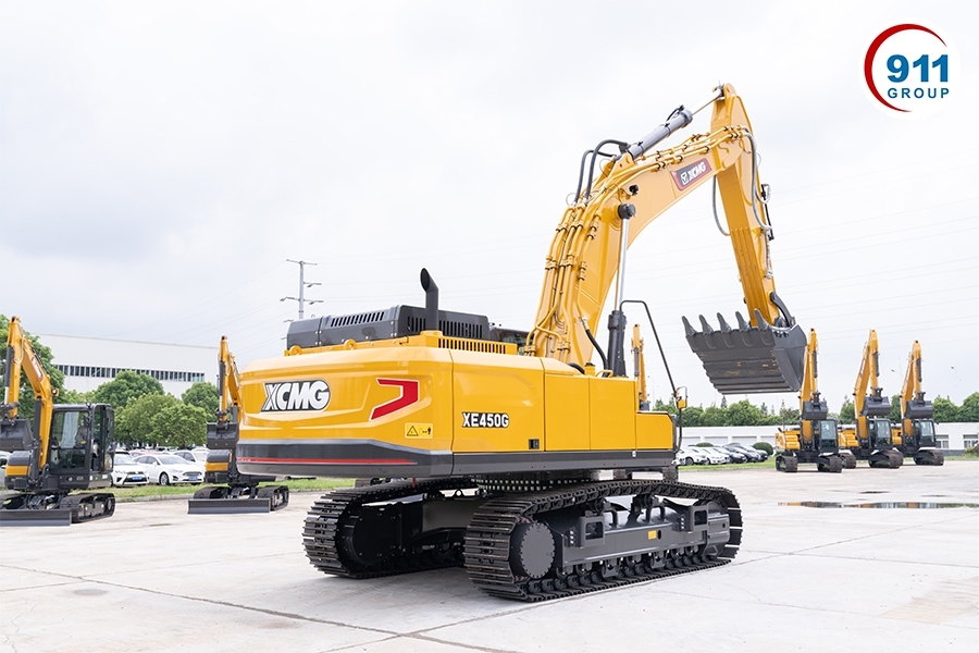 Máy xúc đào bánh xích XCMG gầu 2.2 m3 Model: XE450G