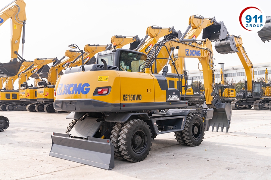 Máy xúc đào bánh lốp XCMG gầu 0.58 m3 Model: XE150WD