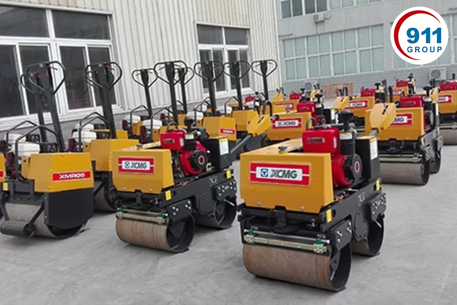 Xe lu rung dắt tay XCMG tải trọng 800 Kg. Model: XMR083