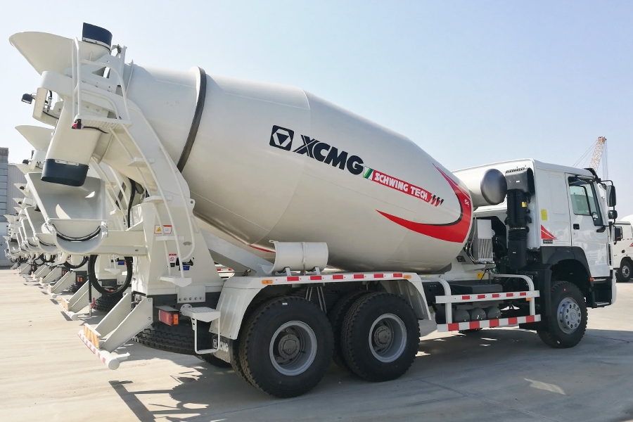 Xe trộn bê tông XCMG 10M3 xe cơ sở XCMG