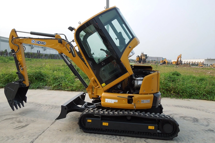 Máy xúc đào bánh xích XCMG gầu 0.11 m3 Model: XE35U