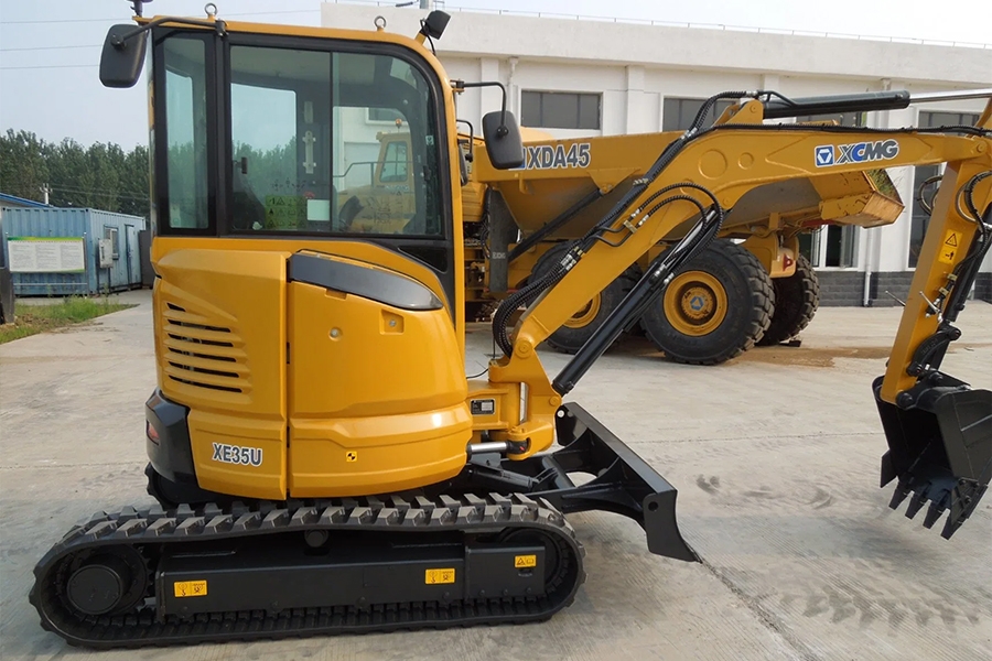Máy xúc đào bánh xích XCMG gầu 0.11 m3 Model: XE35U
