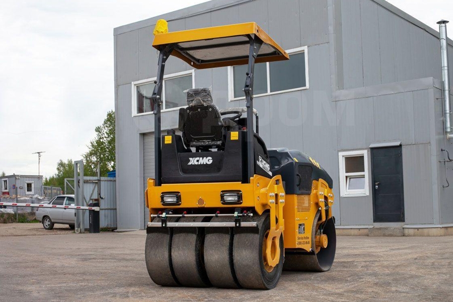 Xe lu rung bánh thép XCMG tải trọng 6 Tấn. Model: XMR603