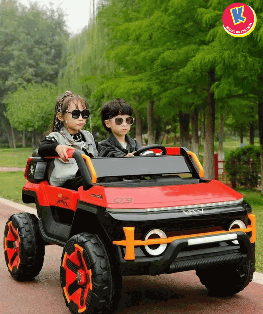 Xe ô tô điện địa hình UTV màu trắng cho bé