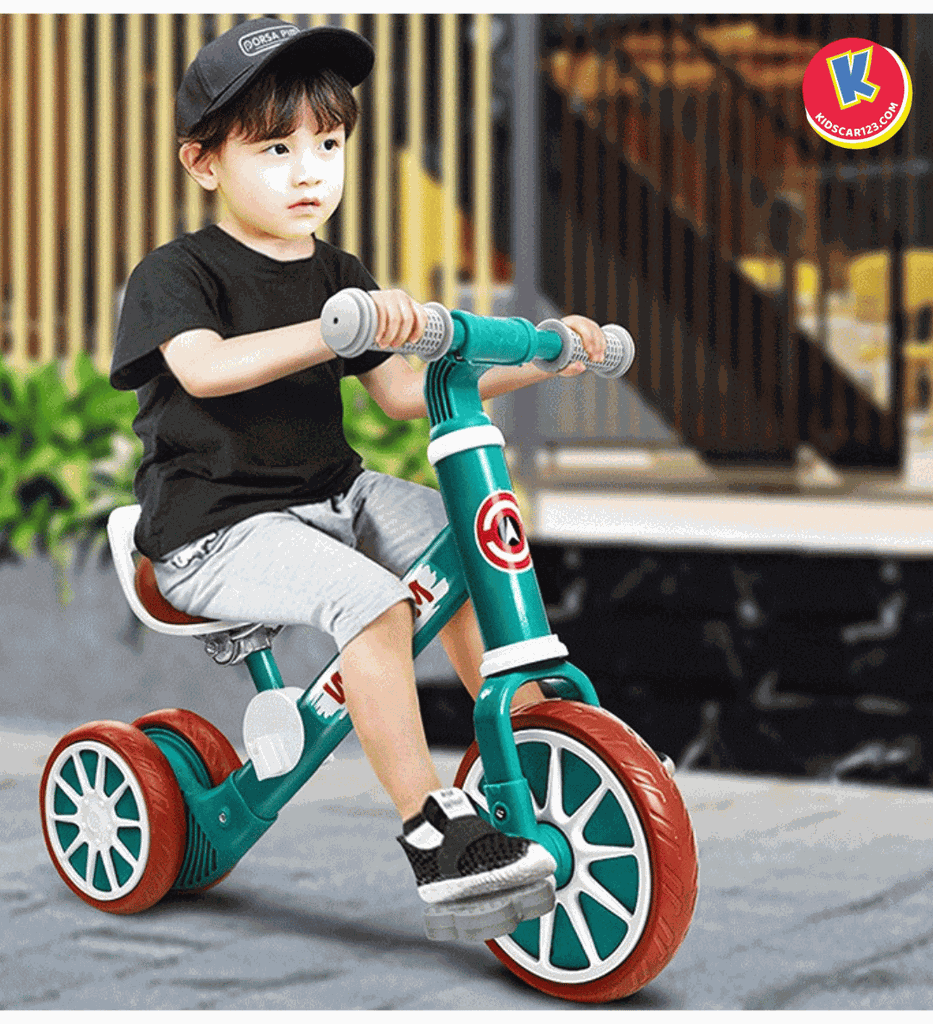 Xe chòi chân thăng bằng và xe scooter đa năng cho trẻ em