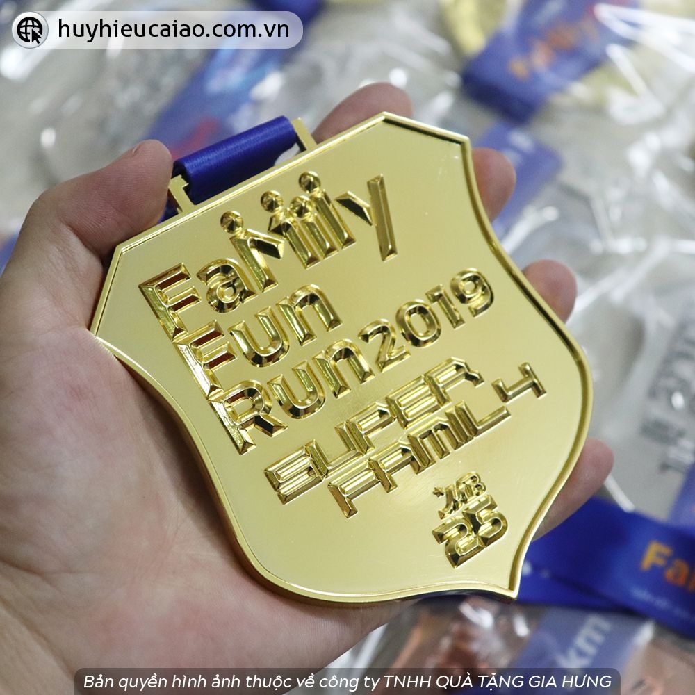 Huy chương Vàng - Bạc - Đồng của Giải chạy FAMILY FUN RUN 2019