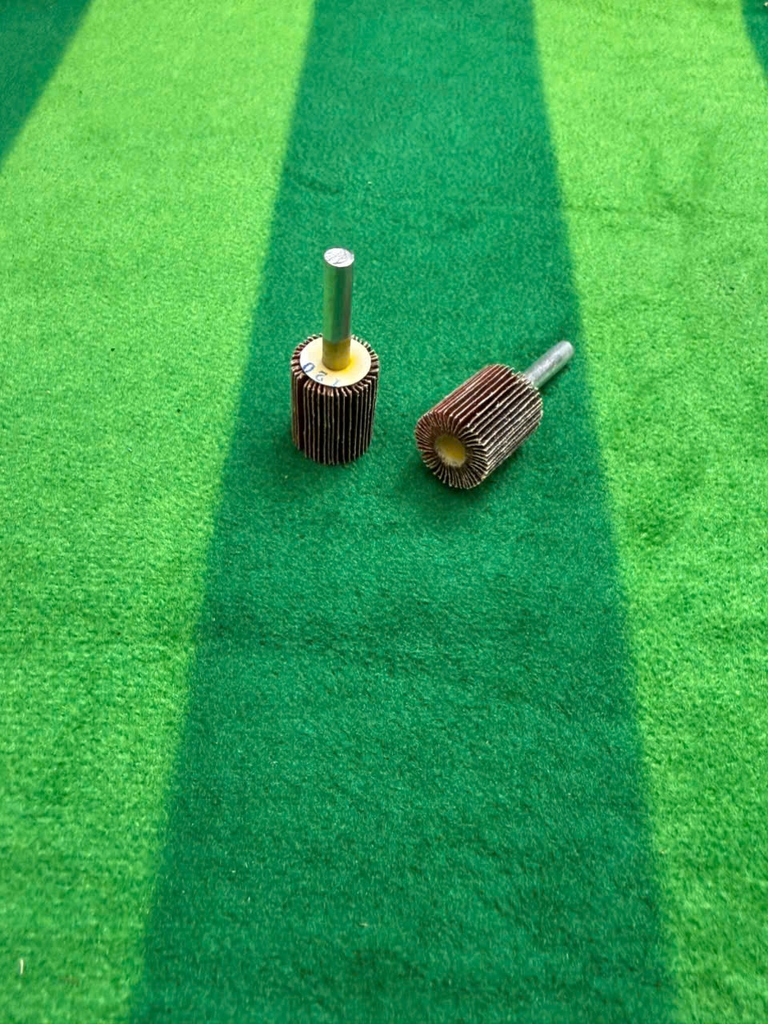Nhám trụ 20x25x6mm