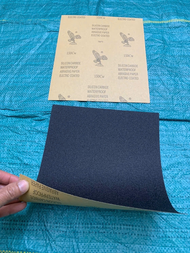 Giấy giáp thô, độ nhám P150, hãng Đại Bàng, kích thước 9''x11'' (Tờ A4)