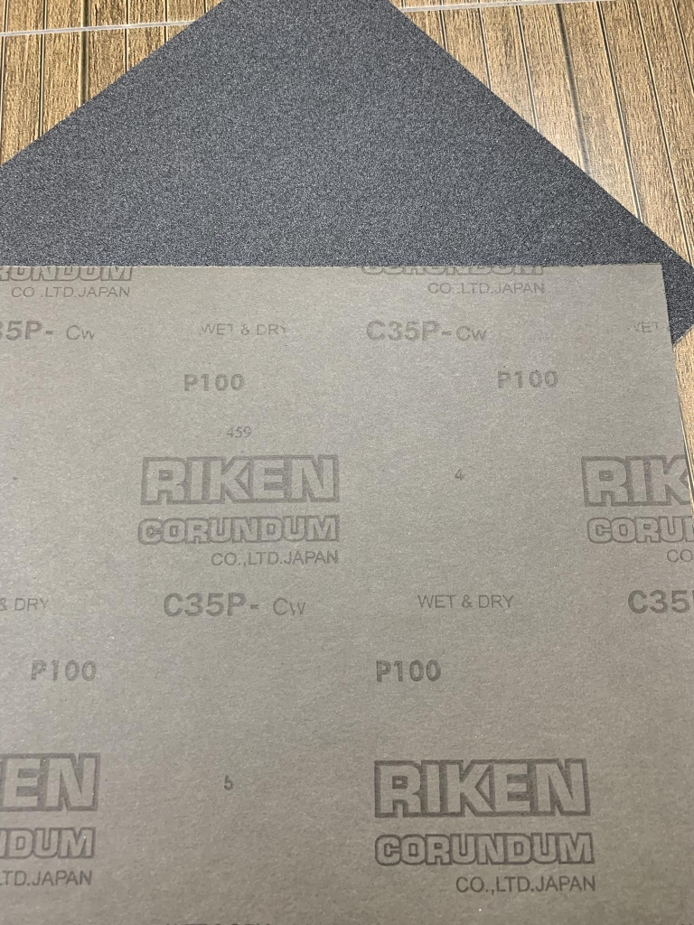 Giấy ráp thô P100 RIKEN CP35 kích thước 9''x11'' chịu nước màu xám