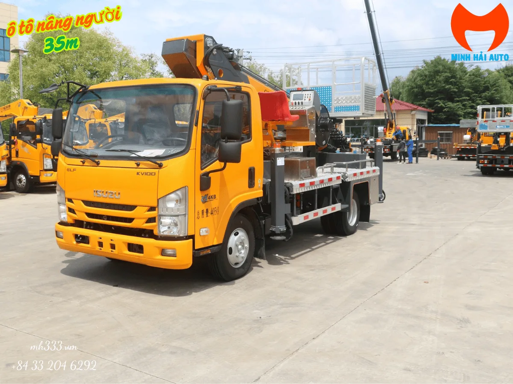 Xe nâng người GK35 trên nền Isuzu KV100 nhìn từ góc trước