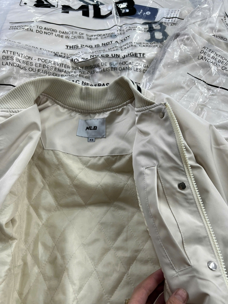 Bomber MLB 2 màu
