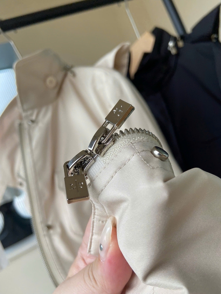 Jacket khaki LoroPiana 4 túi 2 màu tuồn auth