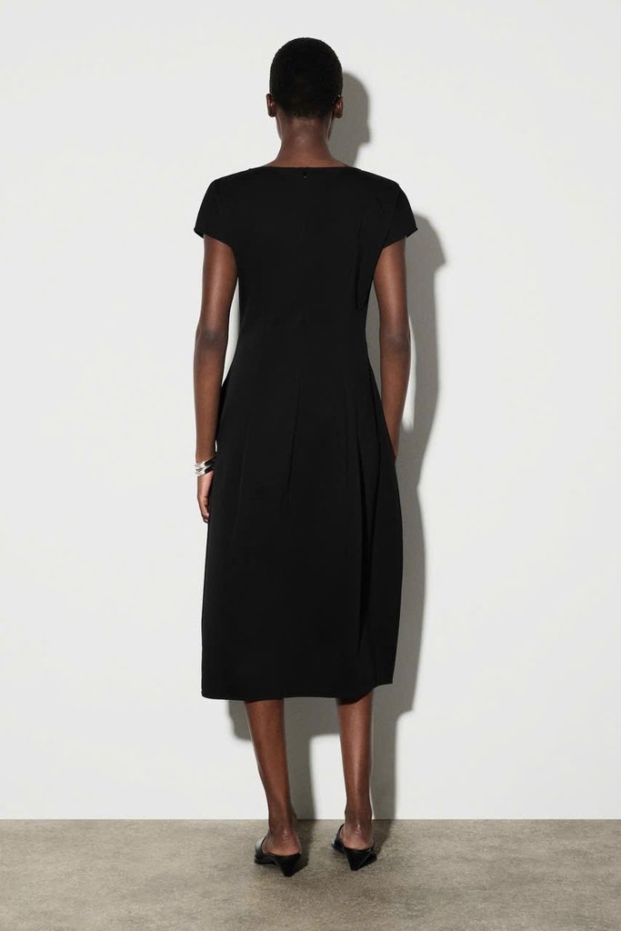 ĐẦM MIDI JERSEY ĐIÊU KHẮC