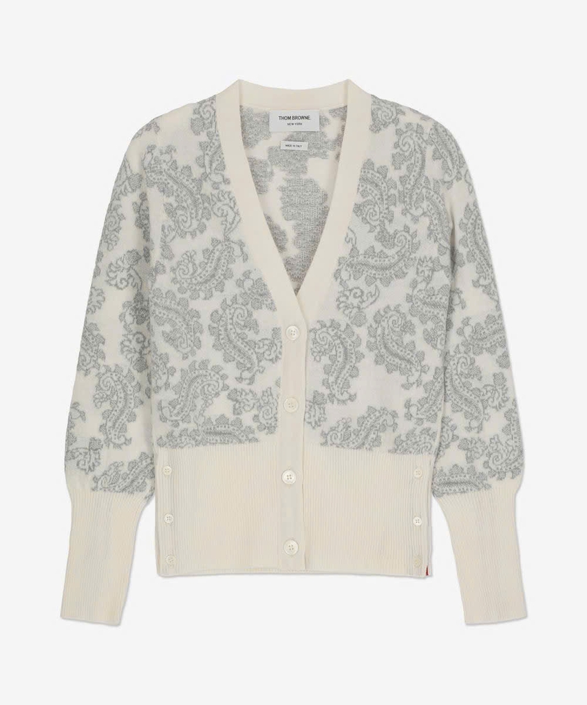 Cardigan Thom Browne họa tiết paisley xám viền kem