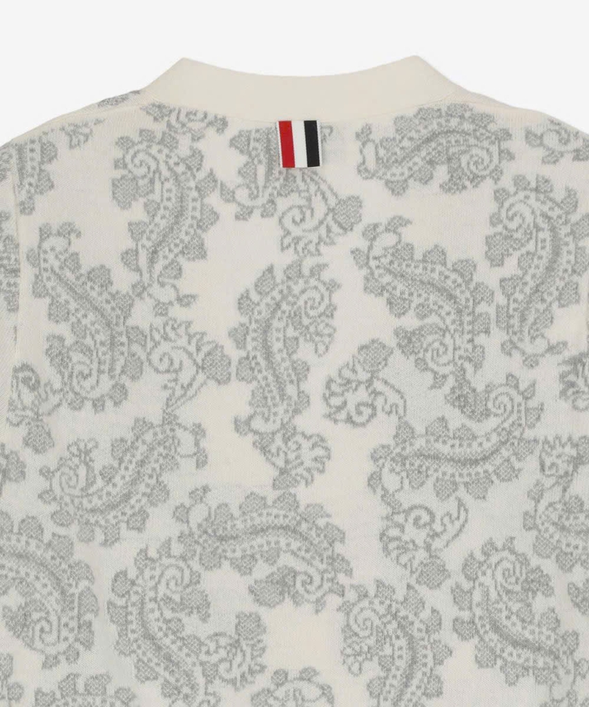 Cardigan Thom Browne họa tiết paisley xám viền kem