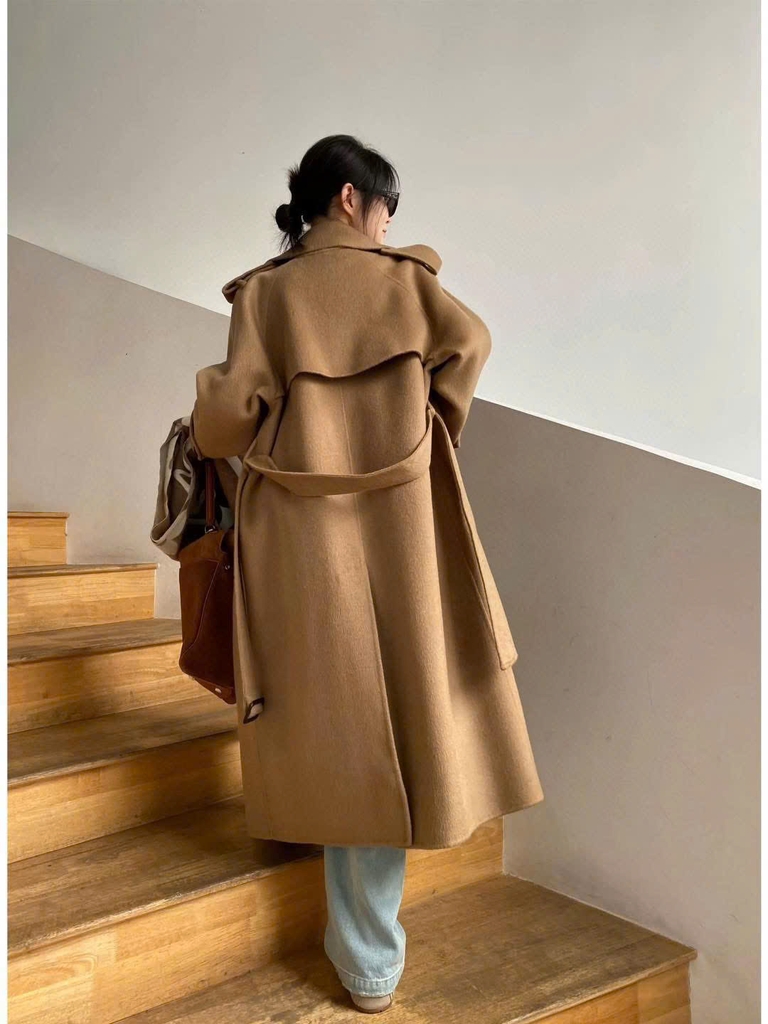 Măng to dạ ép Max Mara màu da bò dáng dài