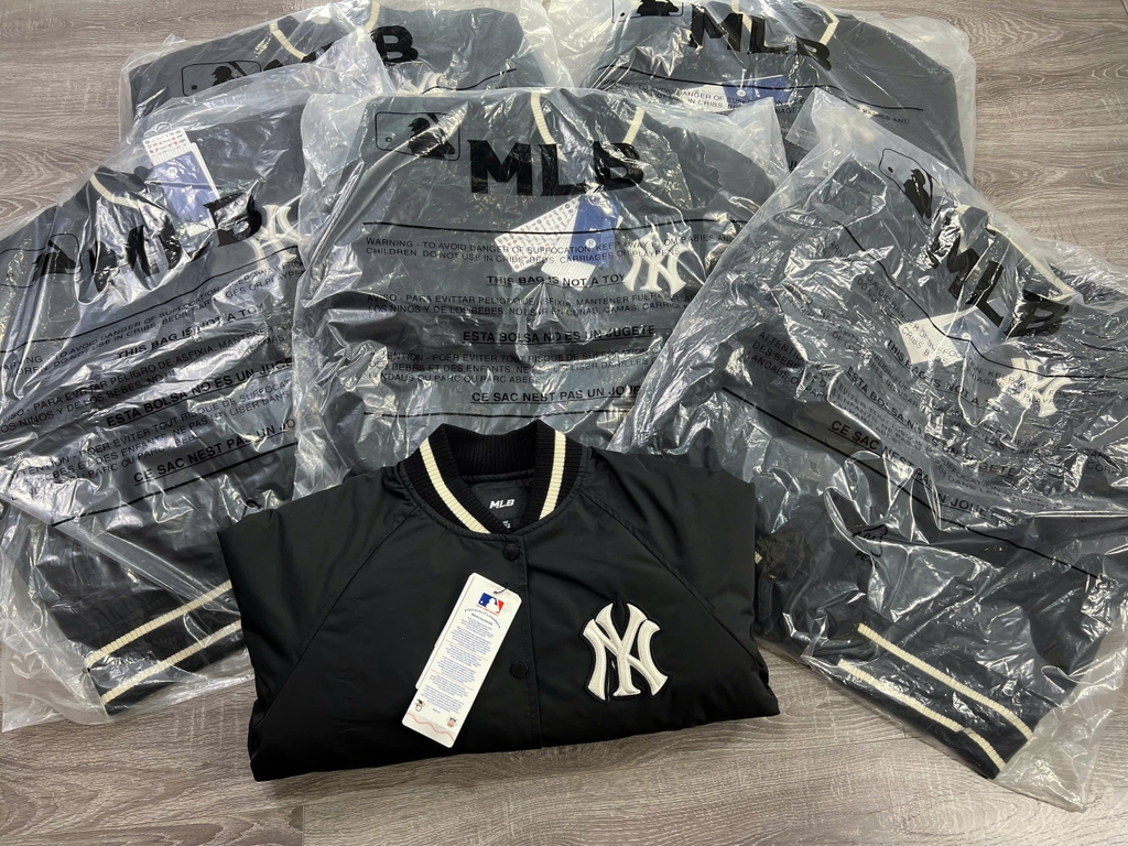 Bomber MLB 2 màu