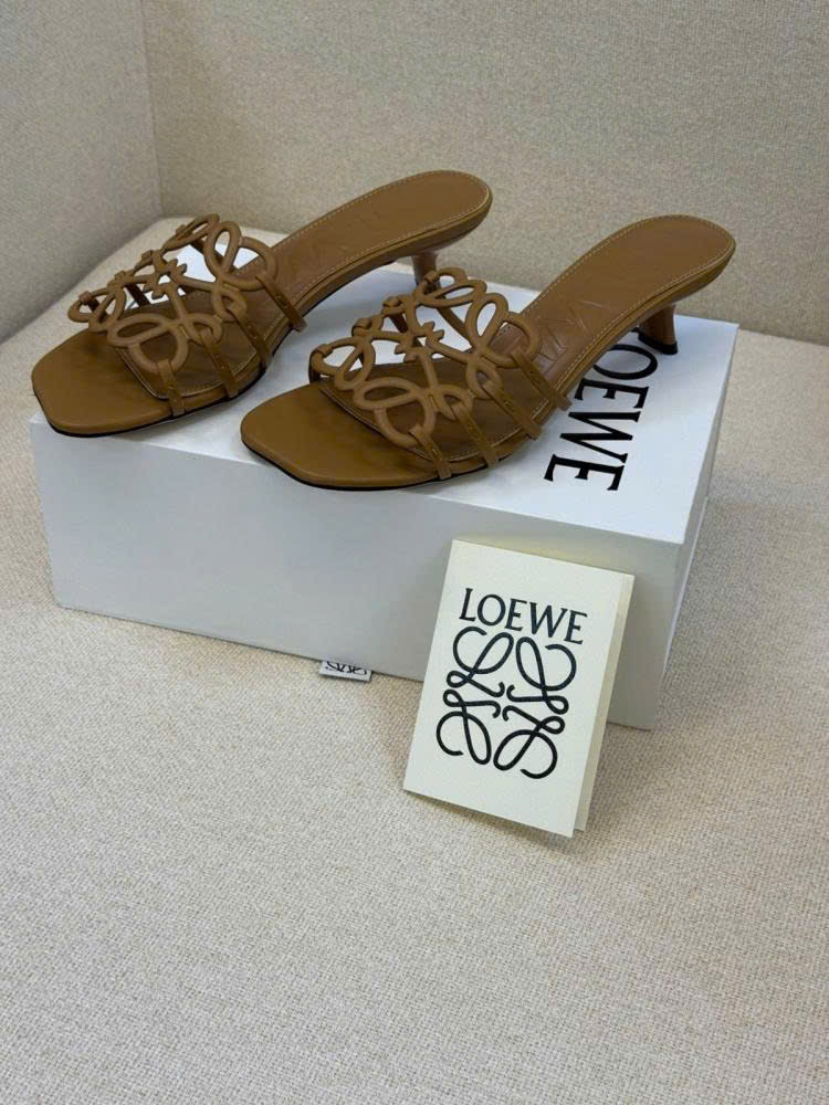 Guốc LOEWE quai logo gót 3cm (bản xuất)