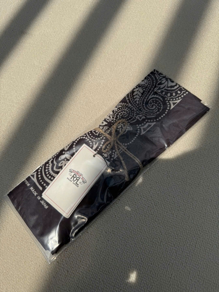 Khăn vuông Polo cotton họa tiết