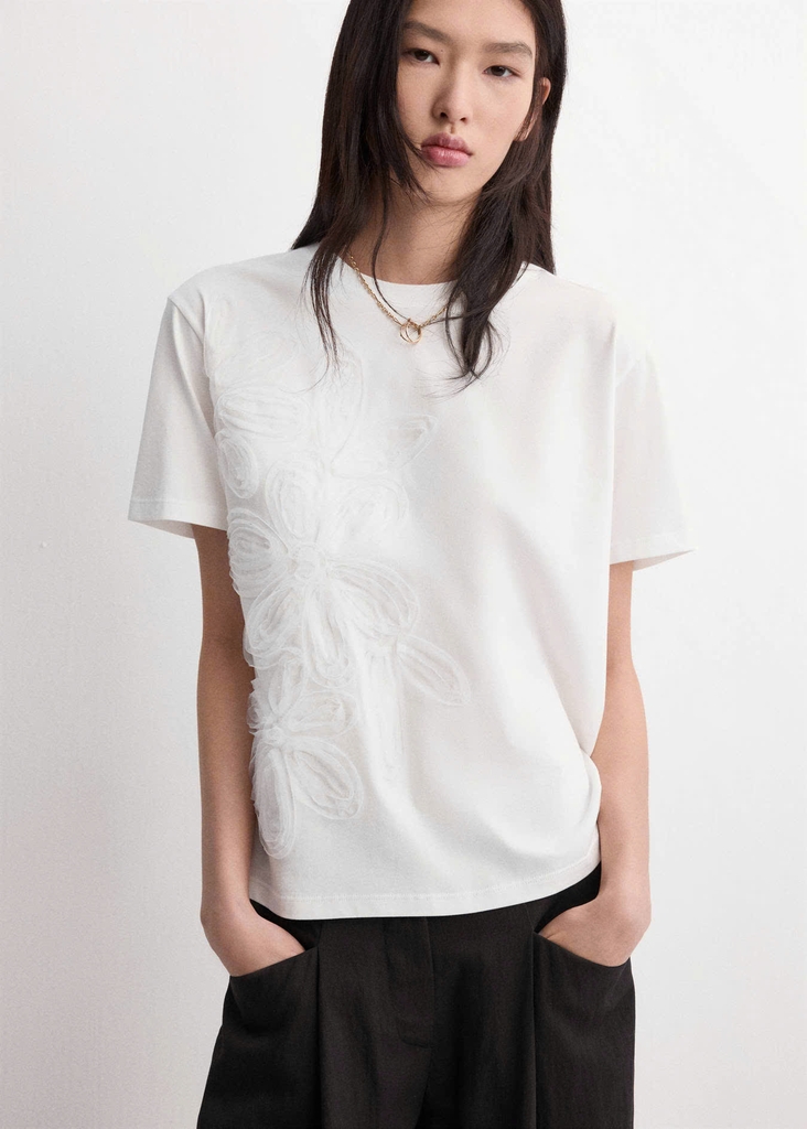 ÁO T-SHIRT COTTON THÊU HOA