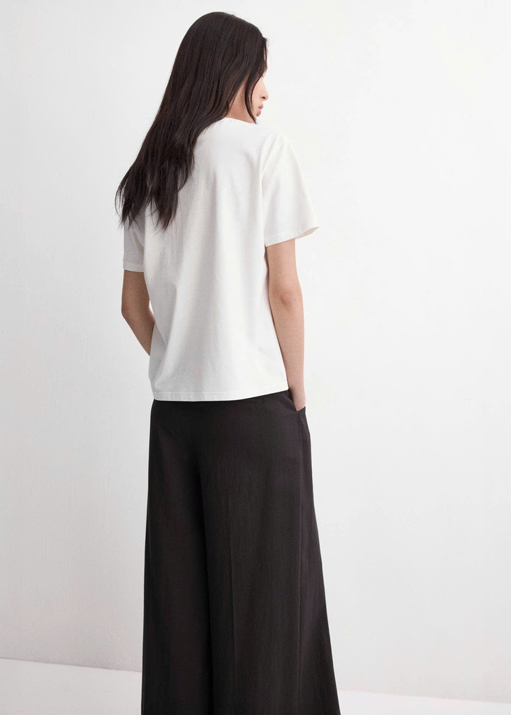 ÁO T-SHIRT COTTON THÊU HOA