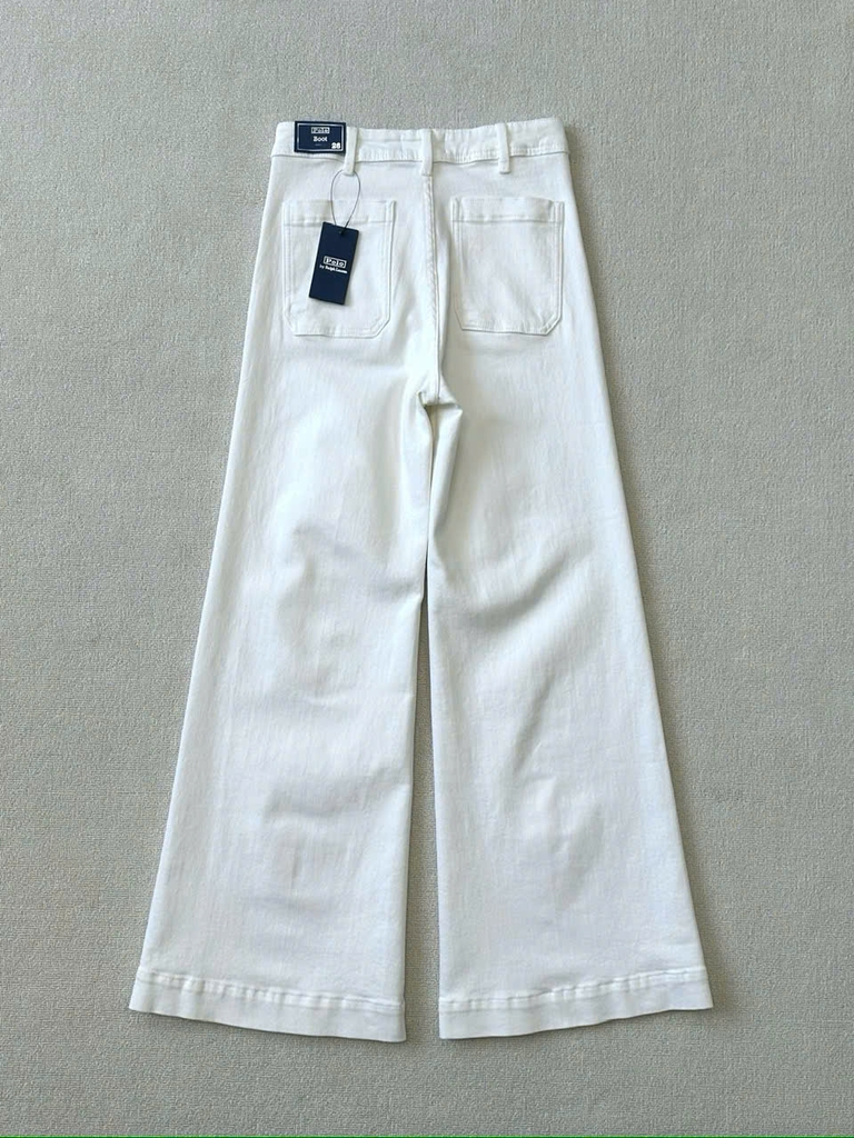 Quần denim trắng ống vẩy
