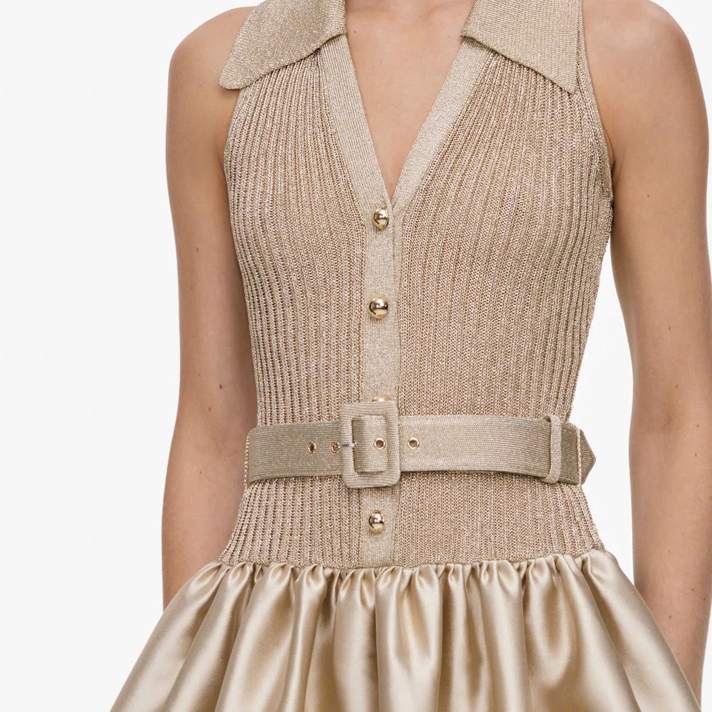 ĐẦM MIDI SELF -PORTRAI DỆT KIM KHÔNG TAY MÀU VÀNG ÁNH KIM BẰNG VẢI TAFFETA