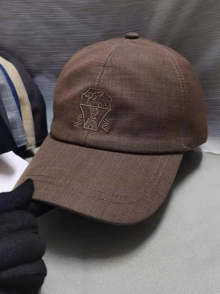 Mũ lưỡi chai BRUNELLO CUCINELLI có logo