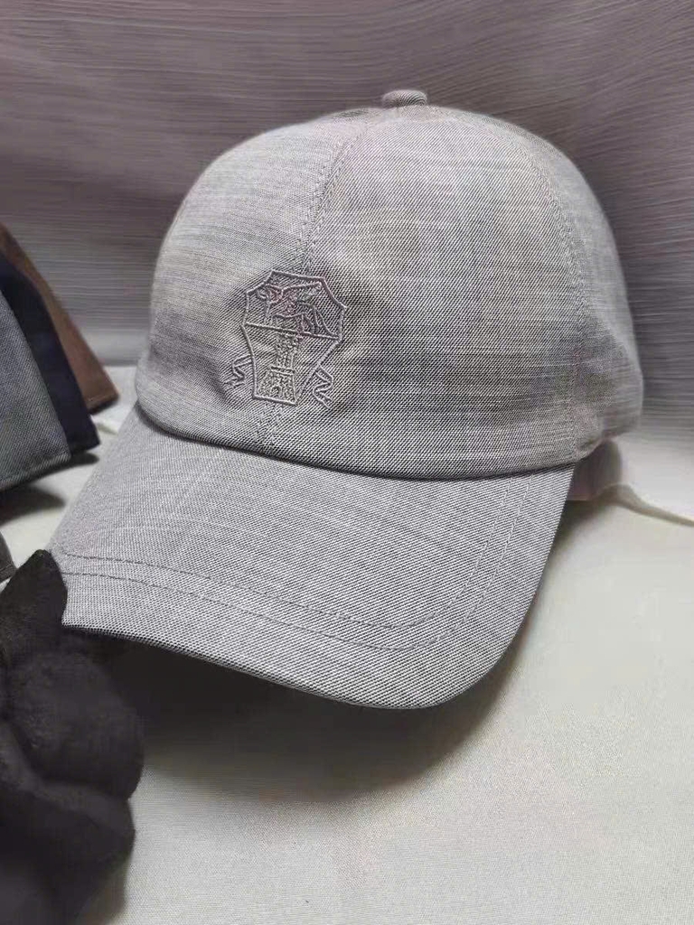 Mũ lưỡi chai BRUNELLO CUCINELLI có logo