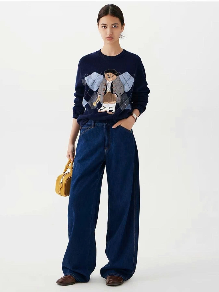Áo len WHOAU cổ tròn len wool 2 màu hoạ tiết gấu thêu Freesize