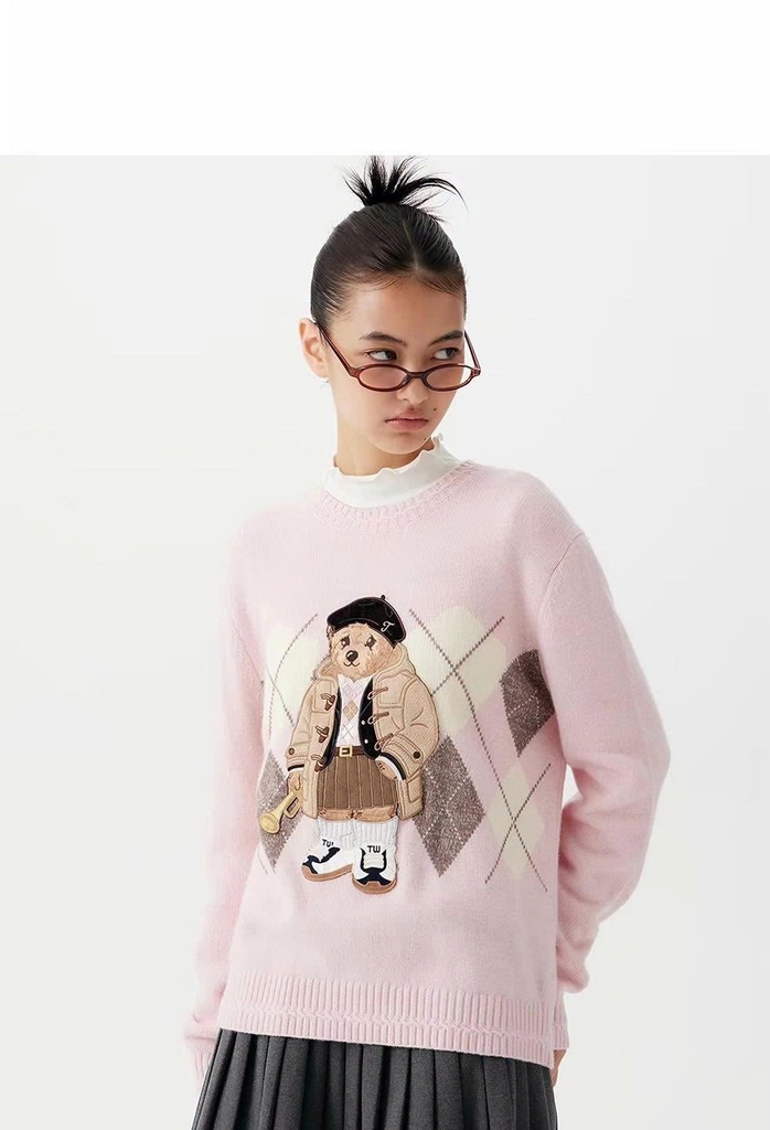 Áo len WHOAU cổ tròn len wool 2 màu hoạ tiết gấu thêu Freesize