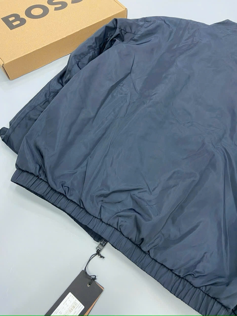 Jacket gió cổ trụ 5cm BOSS màu navy