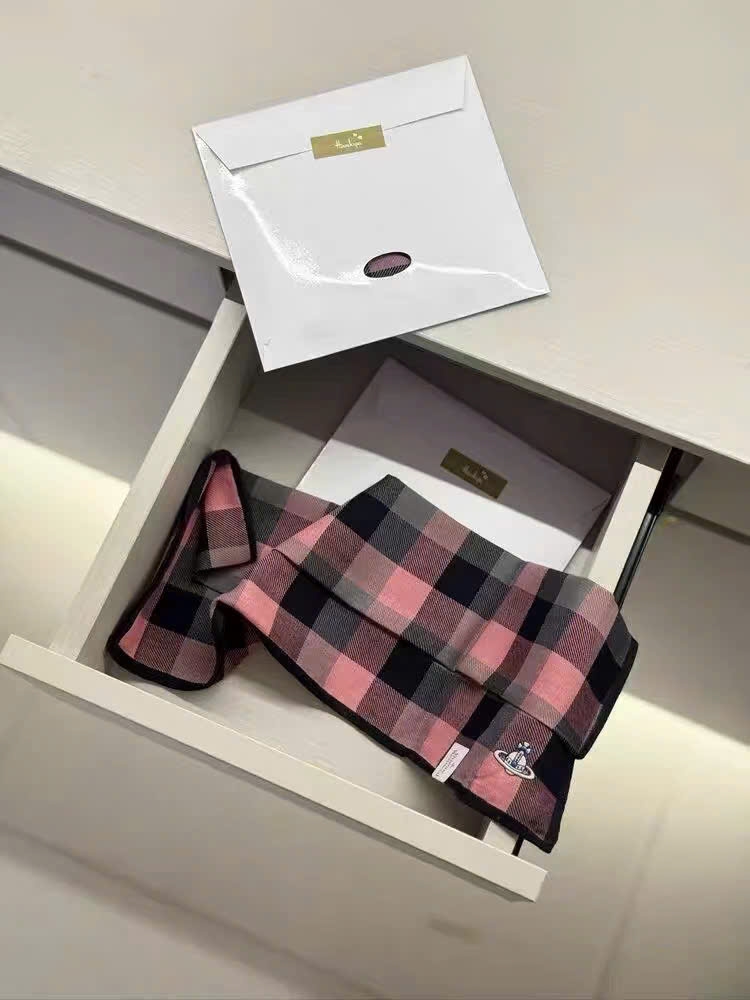 Set khăn VIVIEN WESTWOOD 4c