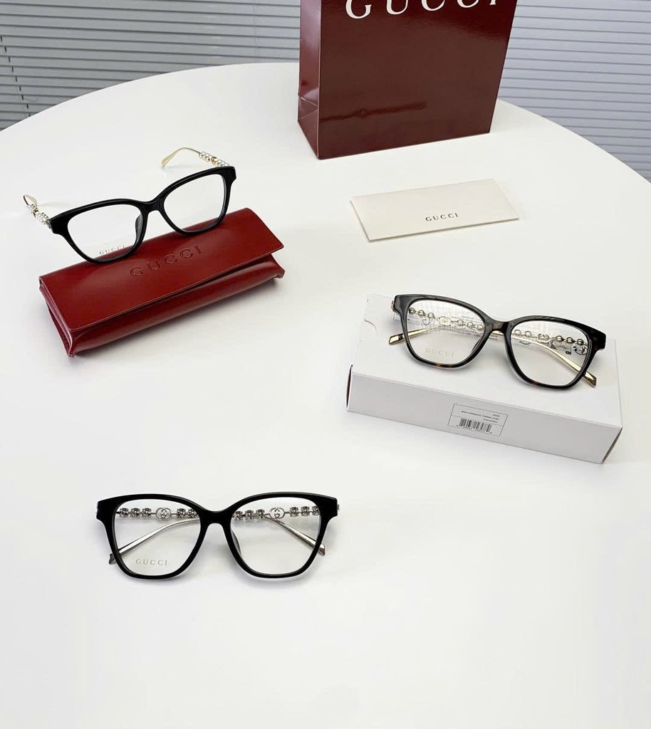 Kính cận GUCCI GG19720A gọng ngọc trai