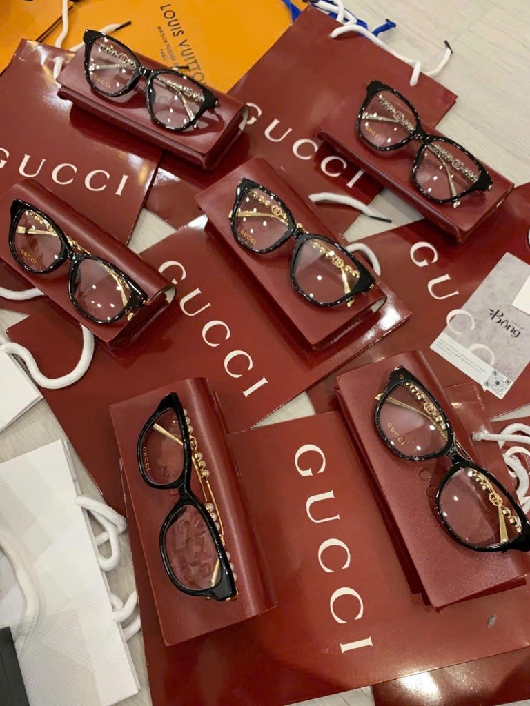 Kính cận GUCCI GG19720A gọng ngọc trai
