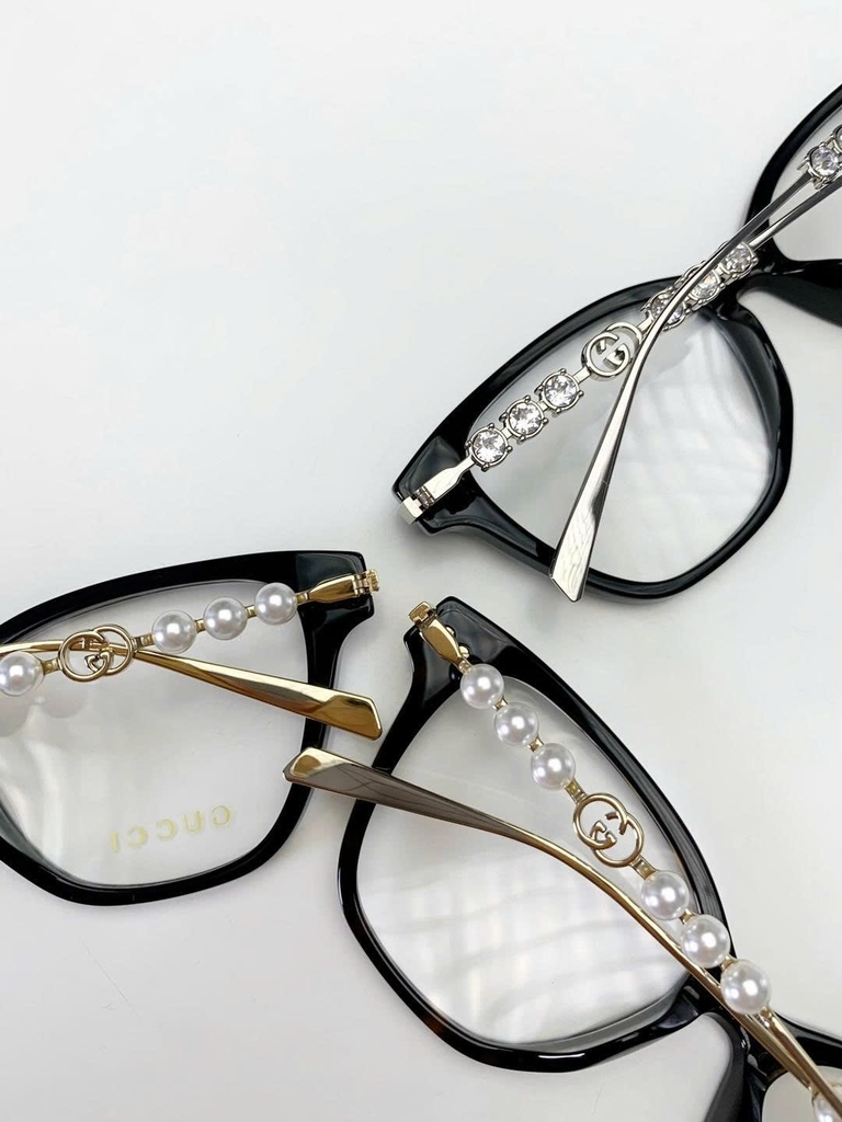 Kính cận GUCCI GG19720A gọng ngọc trai