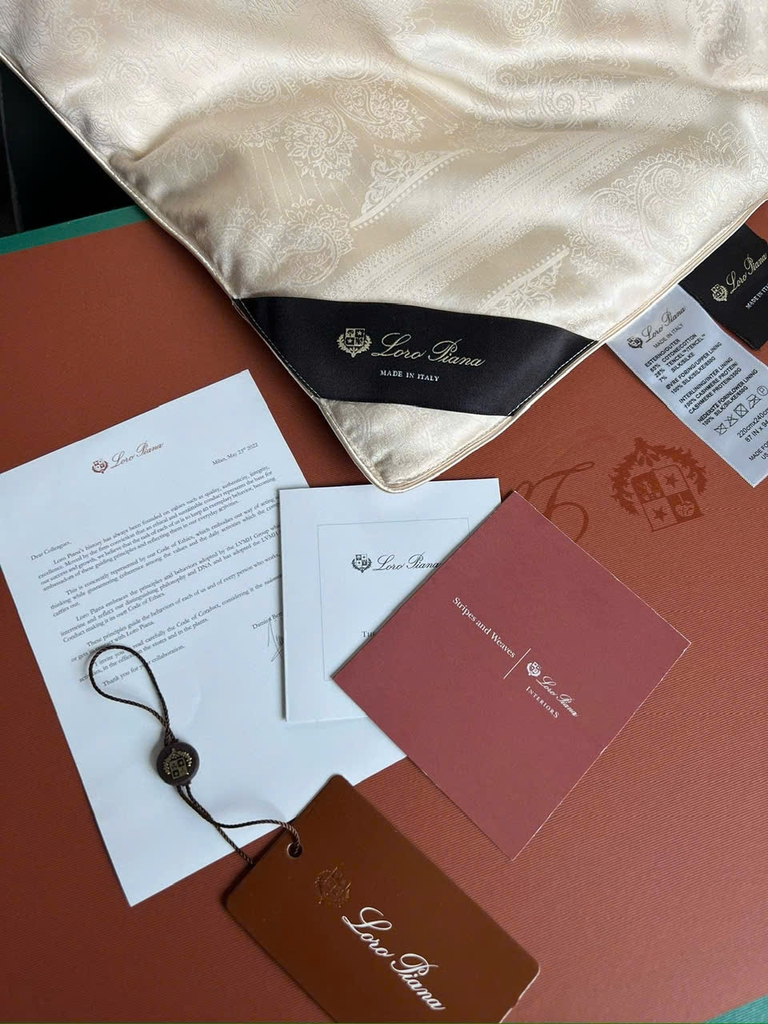 Chăn LoroPiana chần bông lụa Tencel vs Silk