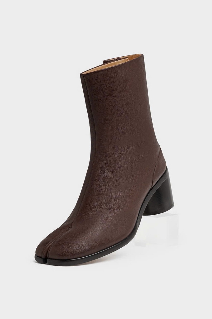 Tabi ankle boots