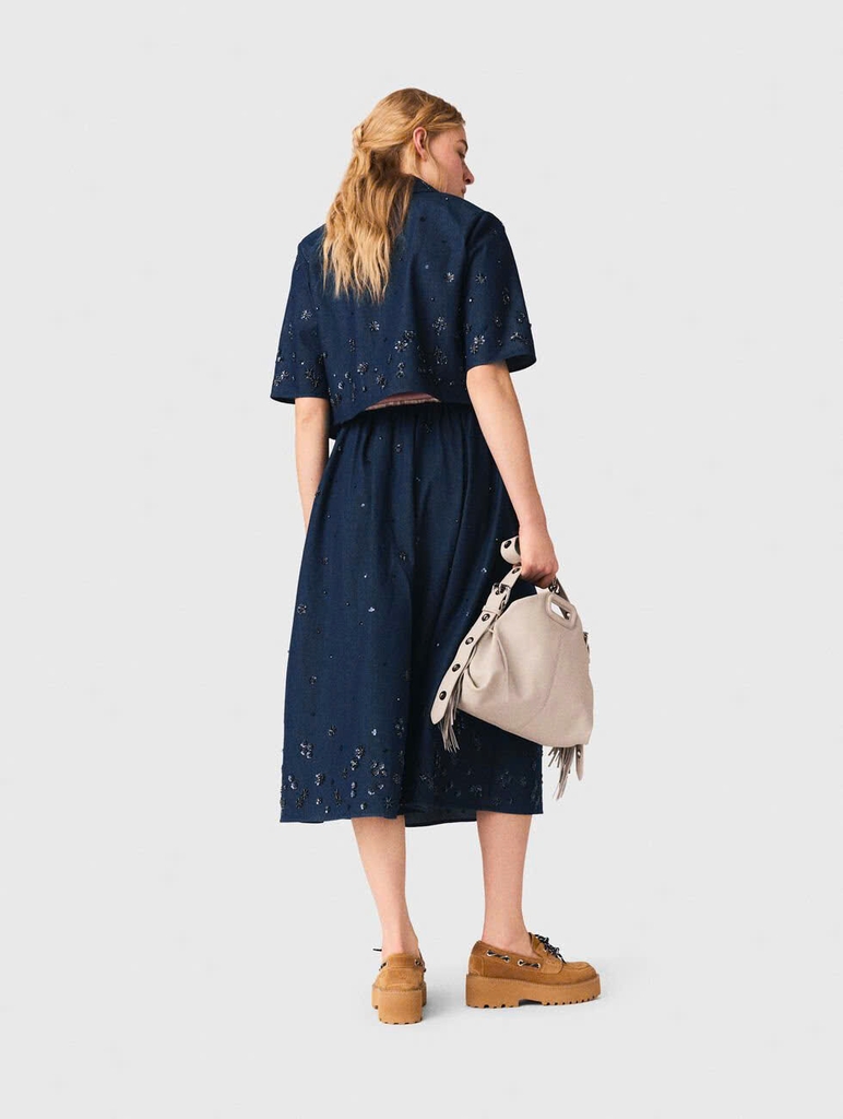 Áo sơ mi denim ngắn tay thêu