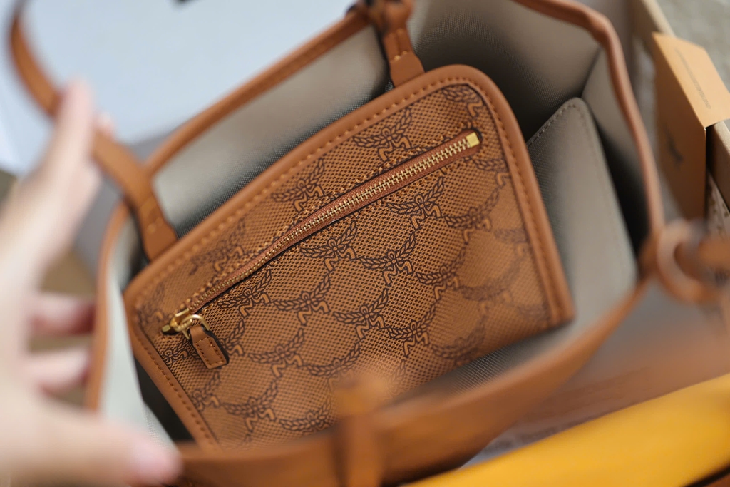Túi MCM mini tote