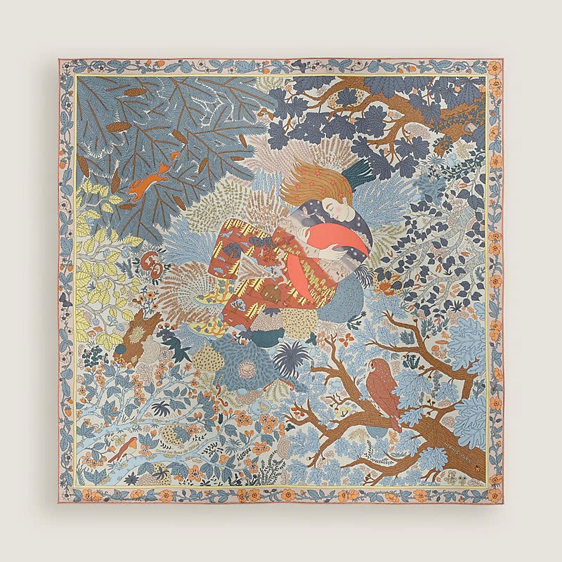 Khăn quàng cổ In the Arms of Selene
