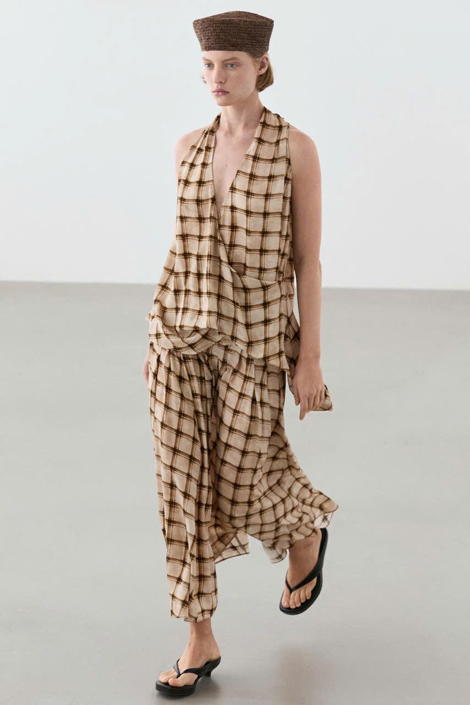 CHÂN VÁY MIDI KẺ Ô DÁNG CHẢY TOTAL LOOK