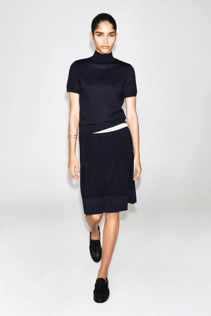 CHÂN VÁY MIDI COS XẾP LY BẰNG LEN MERINO