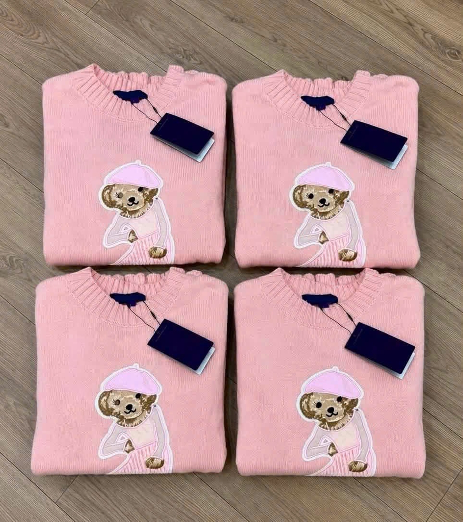 Áo len Polo Bear gấu mặc váy xếp ly màu hồng