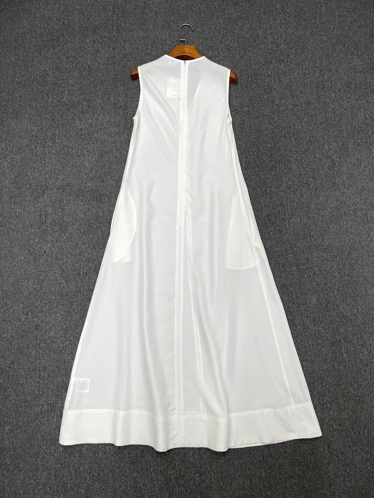 Váy Poplin cổ chữ V xẻ sâu TOTEME