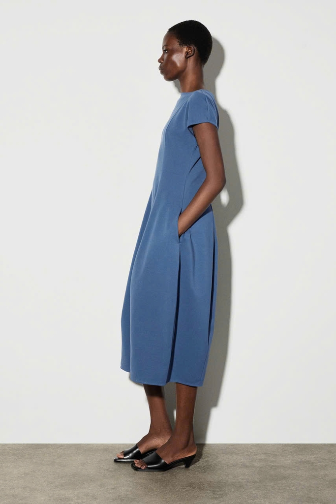 ĐẦM MIDI JERSEY ĐIÊU KHẮC