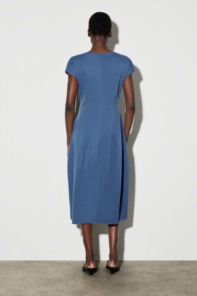 ĐẦM MIDI JERSEY ĐIÊU KHẮC
