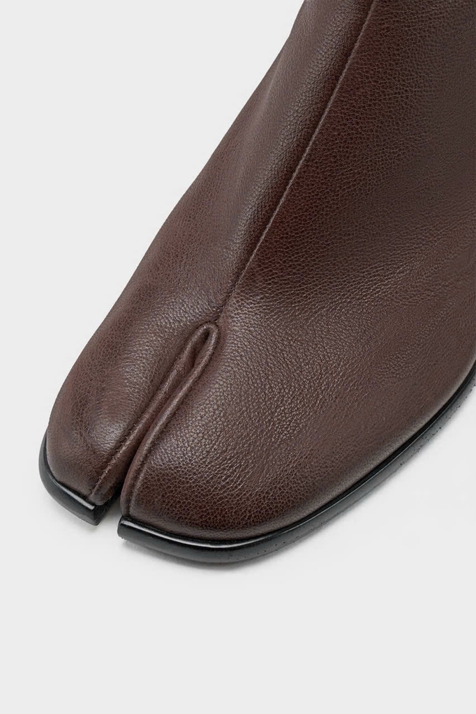 Tabi ankle boots